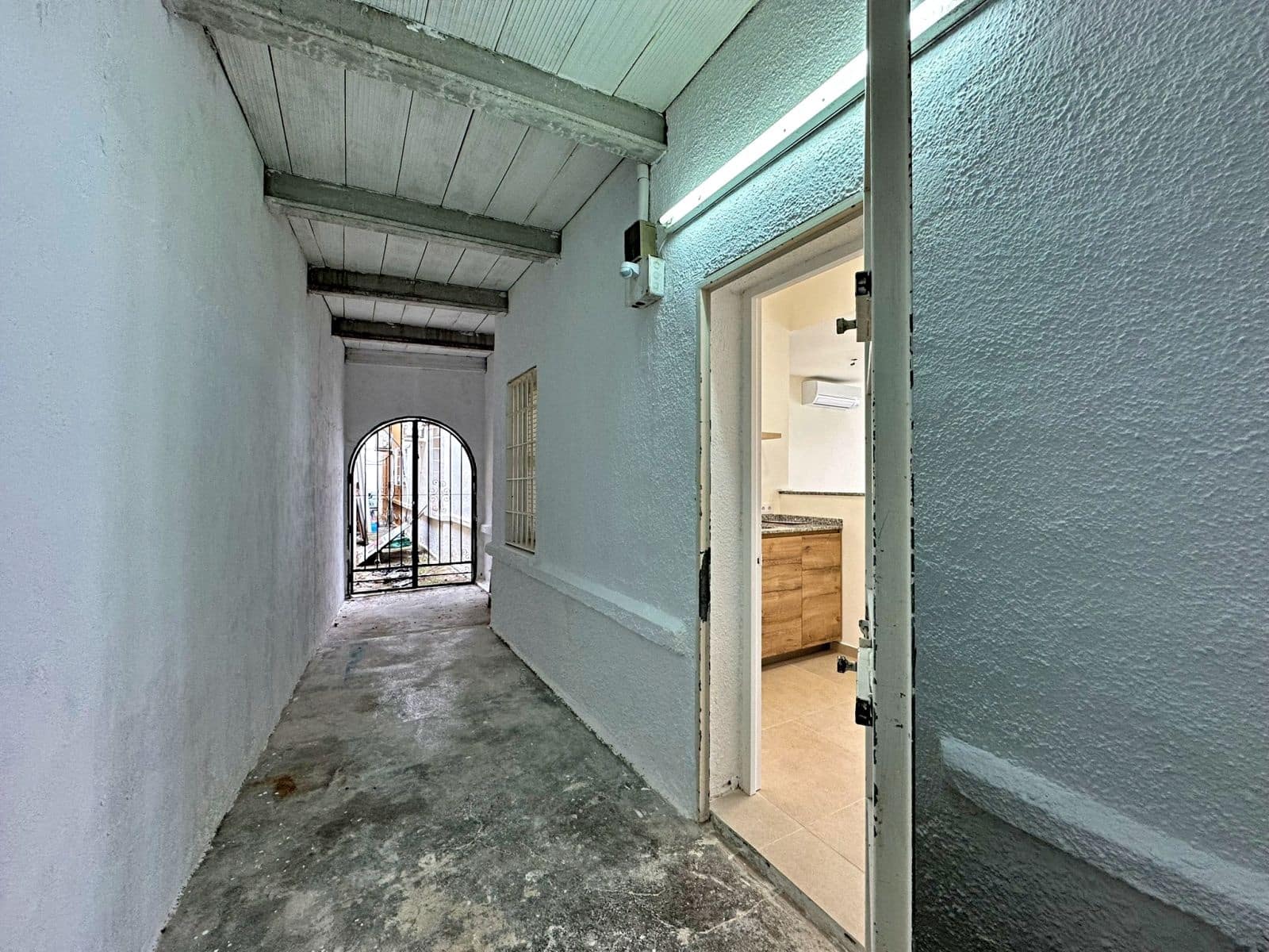 Local Commercial à louer à Moraira - 850 € (Ref: 9592108)