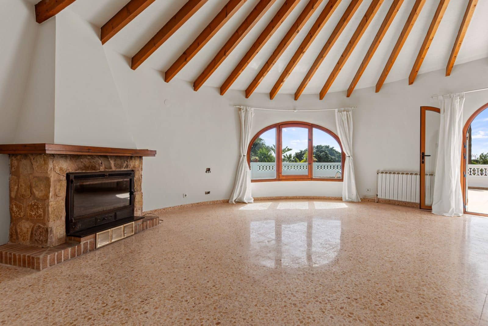 3 sovrum Villa till salu i Benissa med pool garage - 785 000 € (Ref: 9742136)