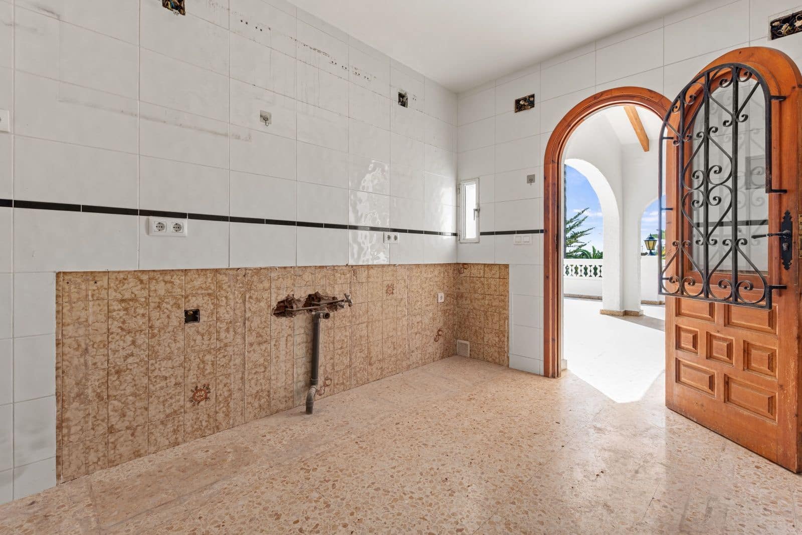 3 sovrum Villa till salu i Benissa med pool garage - 785 000 € (Ref: 9742136)