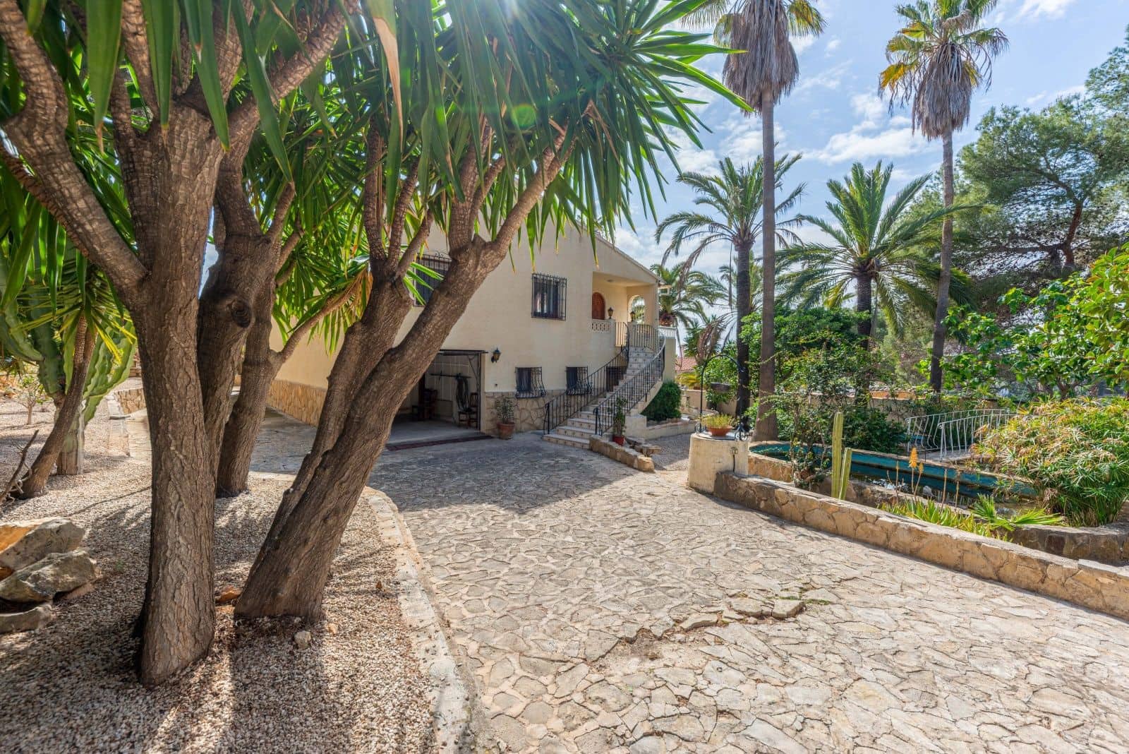 3 sovrum Villa till salu i Benissa med pool garage - 785 000 € (Ref: 9742136)