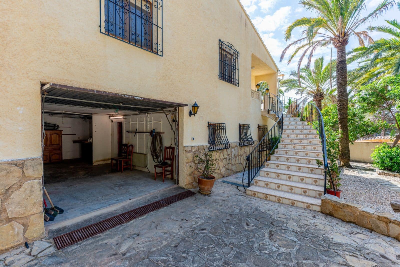 3 sovrum Villa till salu i Benissa med pool garage - 785 000 € (Ref: 9742136)