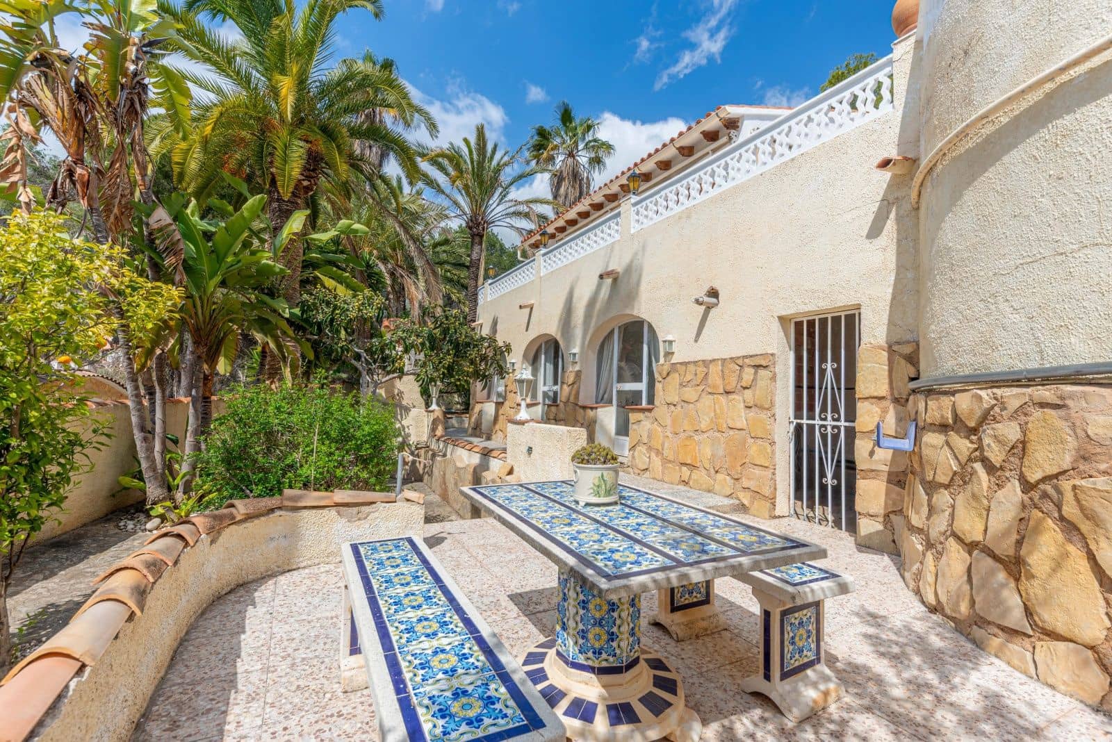 3 sovrum Villa till salu i Benissa med pool garage - 785 000 € (Ref: 9742136)