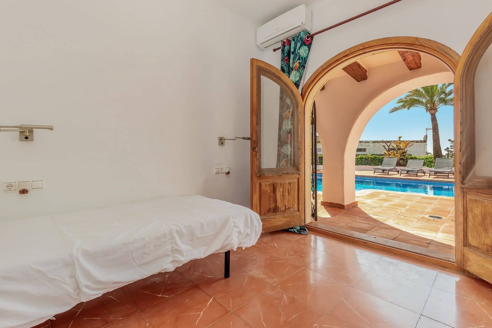 4 soveværelse Villa til salg i Moraira med swimmingpool garage - € 2.690.000 (Ref: 9743050)