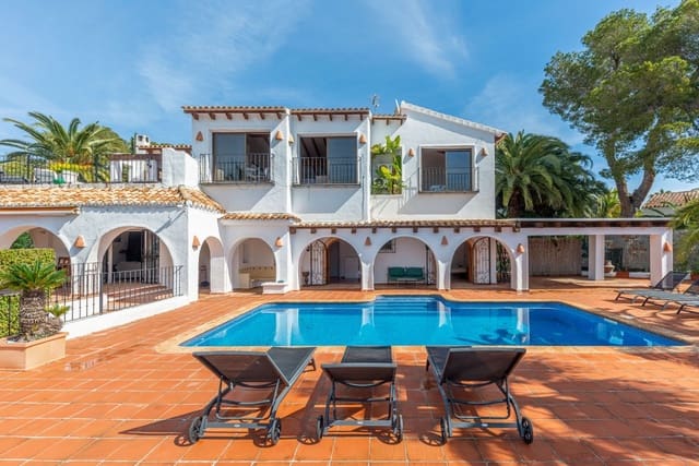 4 soveværelse Villa til salg i Moraira, Teulada-Moraira med swimmingpool garage - € 2.690.000 (Ref: 9743050)