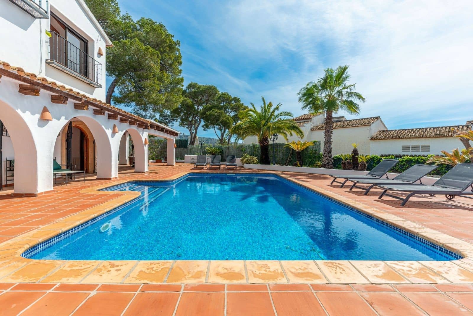 4 soveværelse Villa til salg i Moraira med swimmingpool garage - € 2.690.000 (Ref: 9743050)