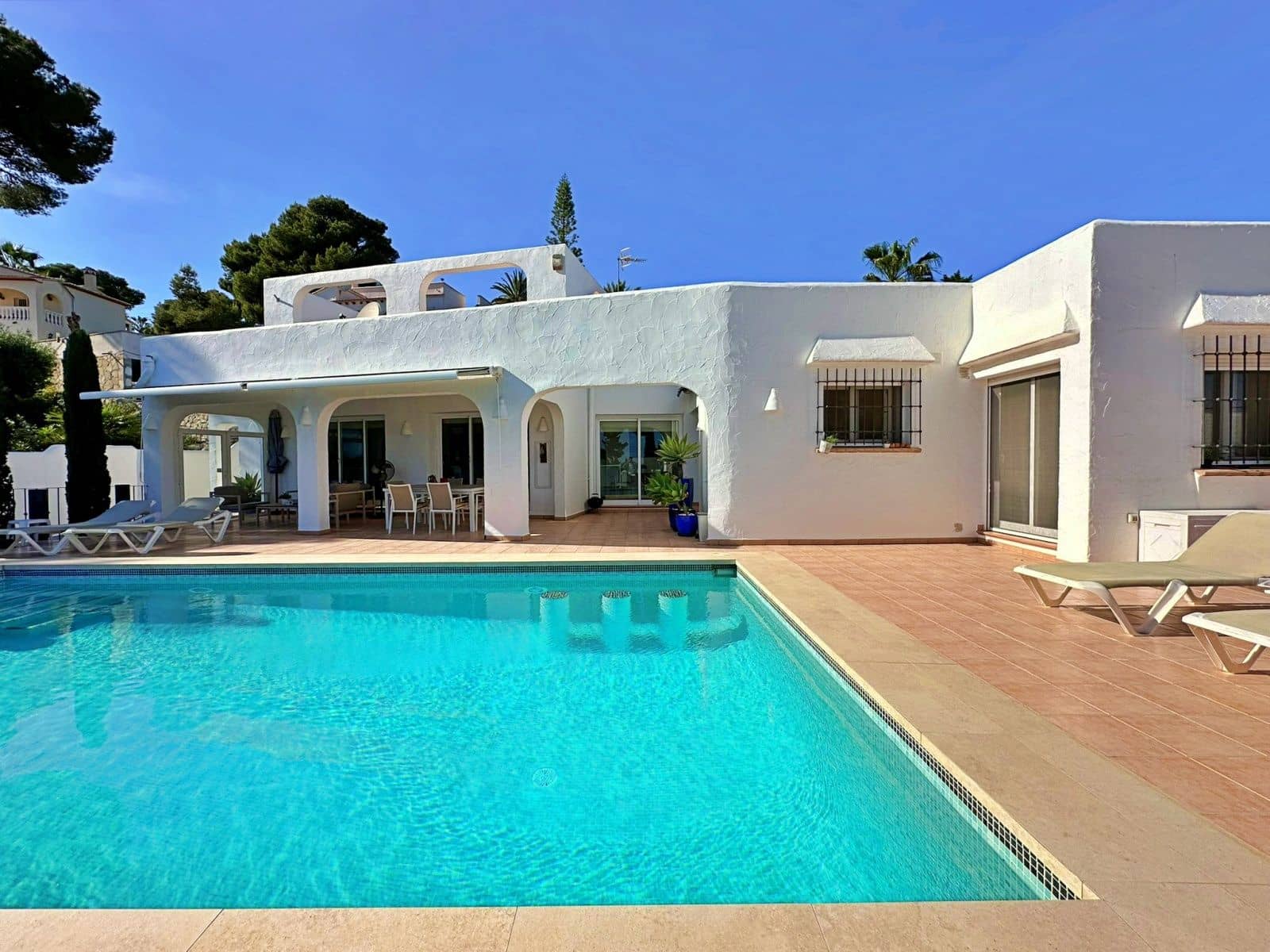 Chalet de 5 habitaciones en Moraira en venta con piscina garaje - 1.499.000 € (Ref: 9824225)