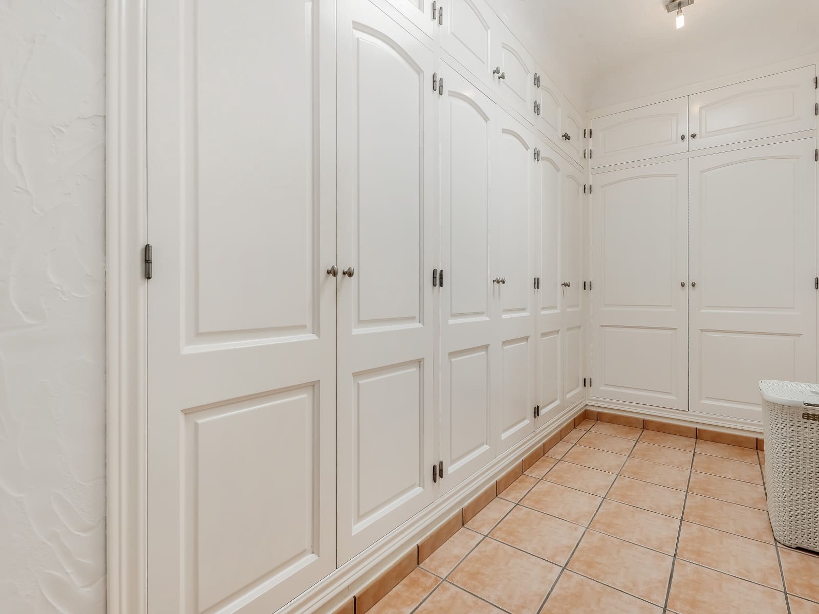 5 bedroom Villa for sale in Moraira with pool garage - € 1,499,000 (Ref: 9824225)