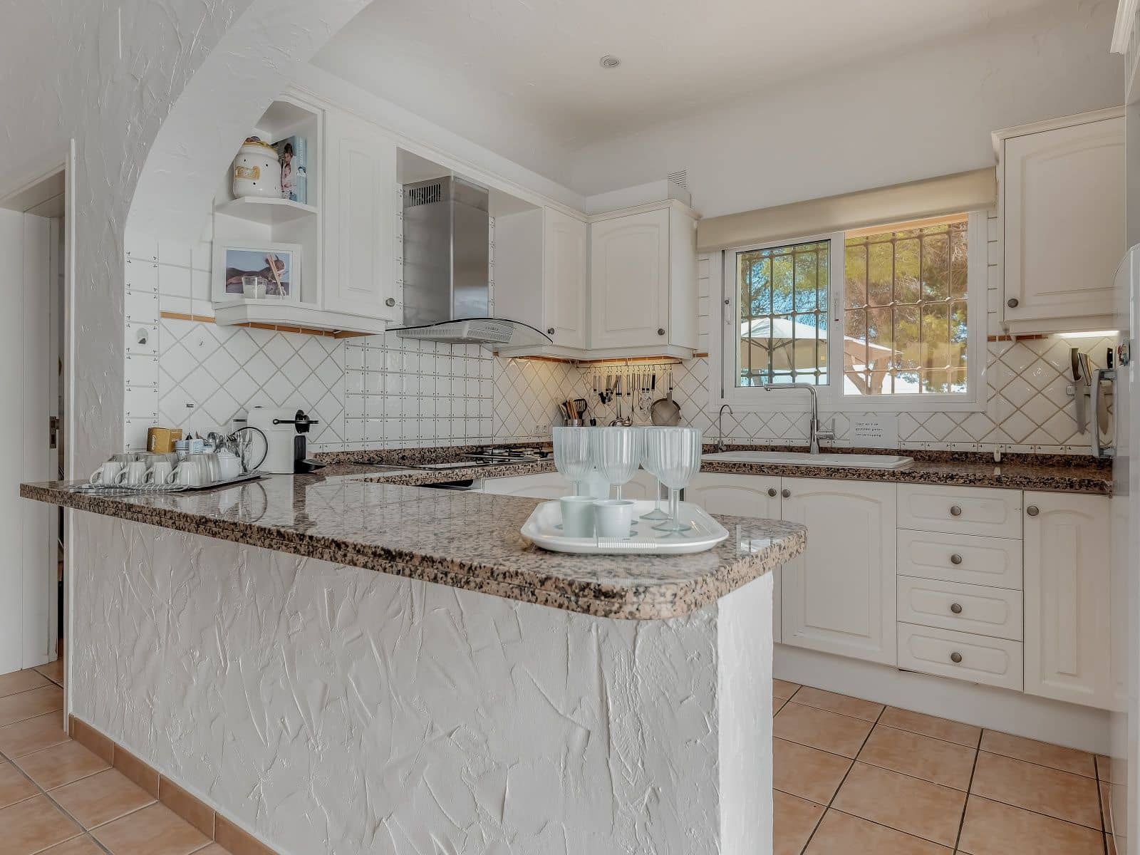 5 bedroom Villa for sale in Moraira with pool garage - € 1,499,000 (Ref: 9824225)