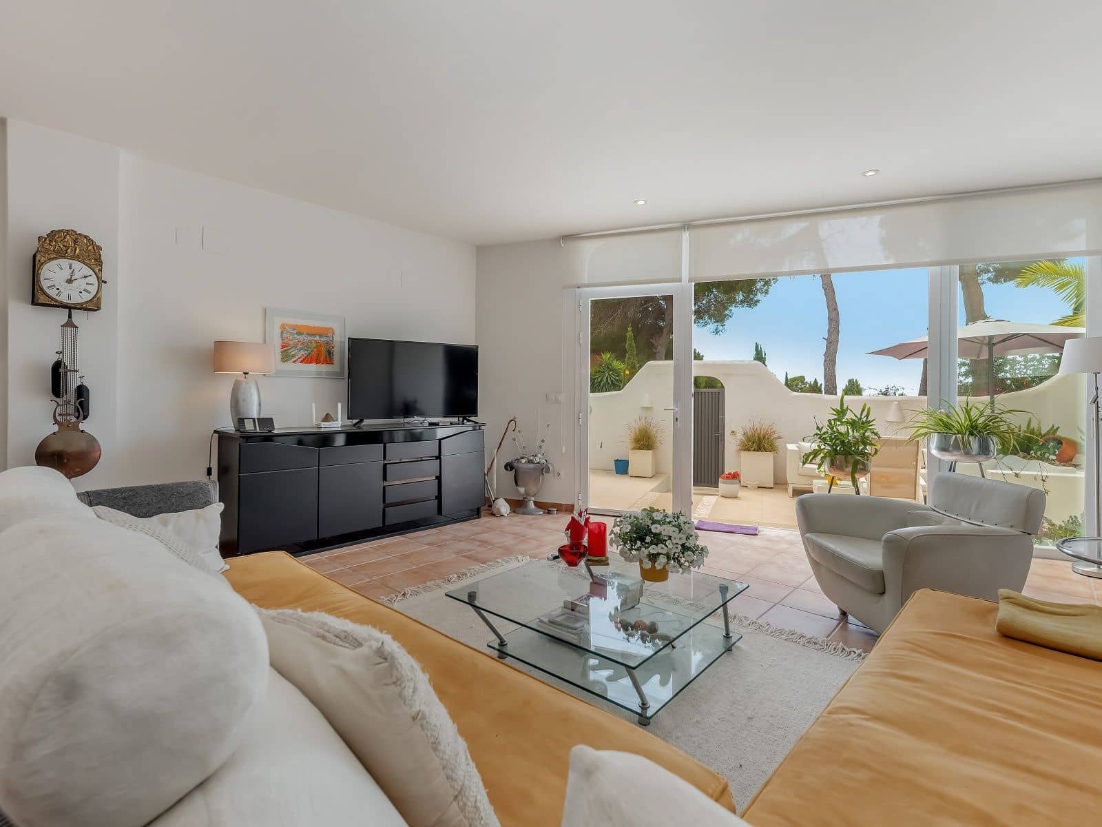 5 bedroom Villa for sale in Moraira with pool garage - € 1,499,000 (Ref: 9824225)