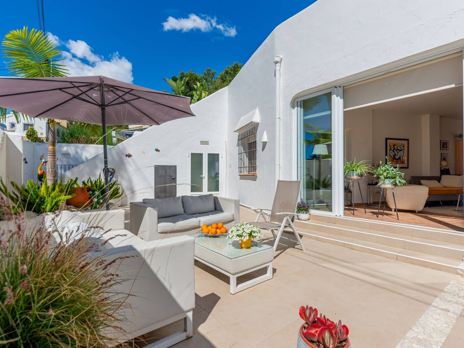 5 bedroom Villa for sale in Moraira with pool garage - € 1,499,000 (Ref: 9824225)