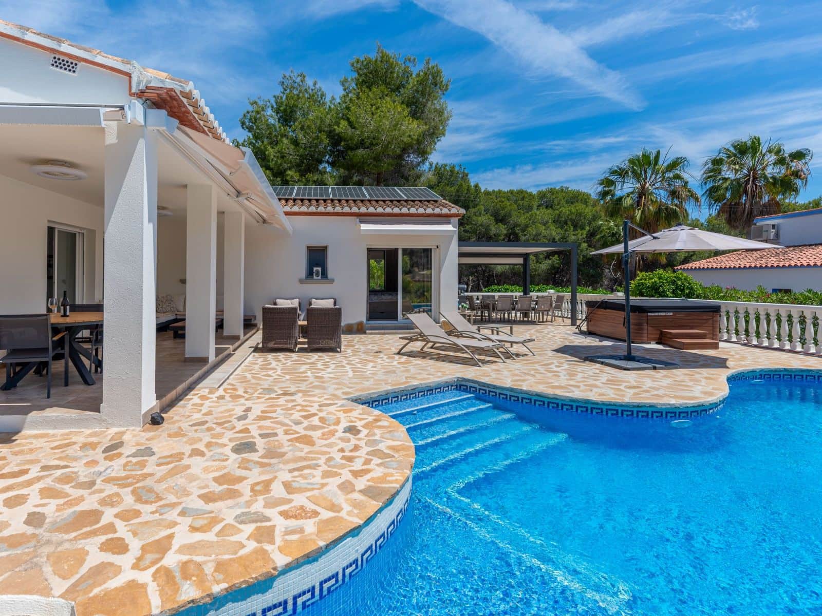 3 soverom Villa til salgs i Moraira - € 1 090 000 (Ref: 9858705)