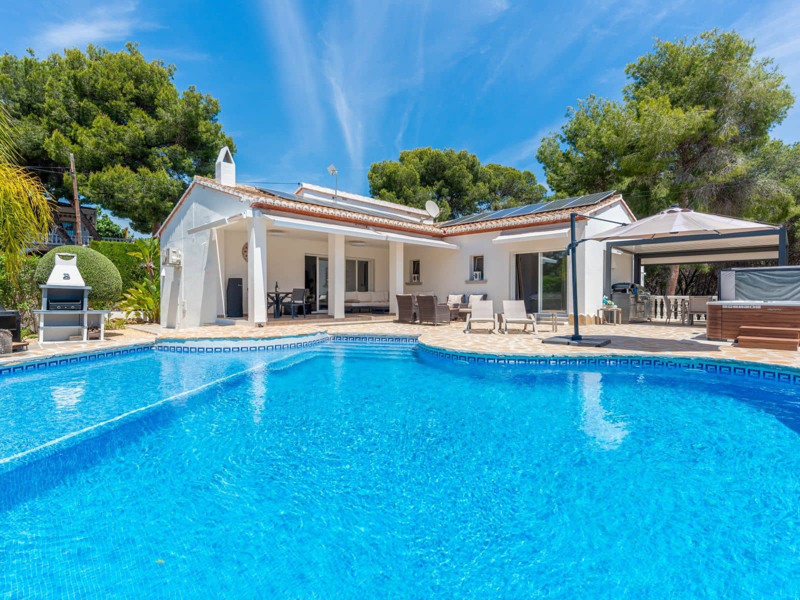 3 soverom Villa til salgs i Moraira - € 1 090 000 (Ref: 9858705)