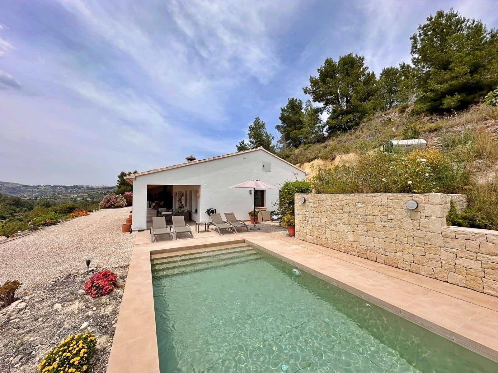 3 sovrum Villa till salu i Benissa med pool garage - 899 000 € (Ref: 9889390)