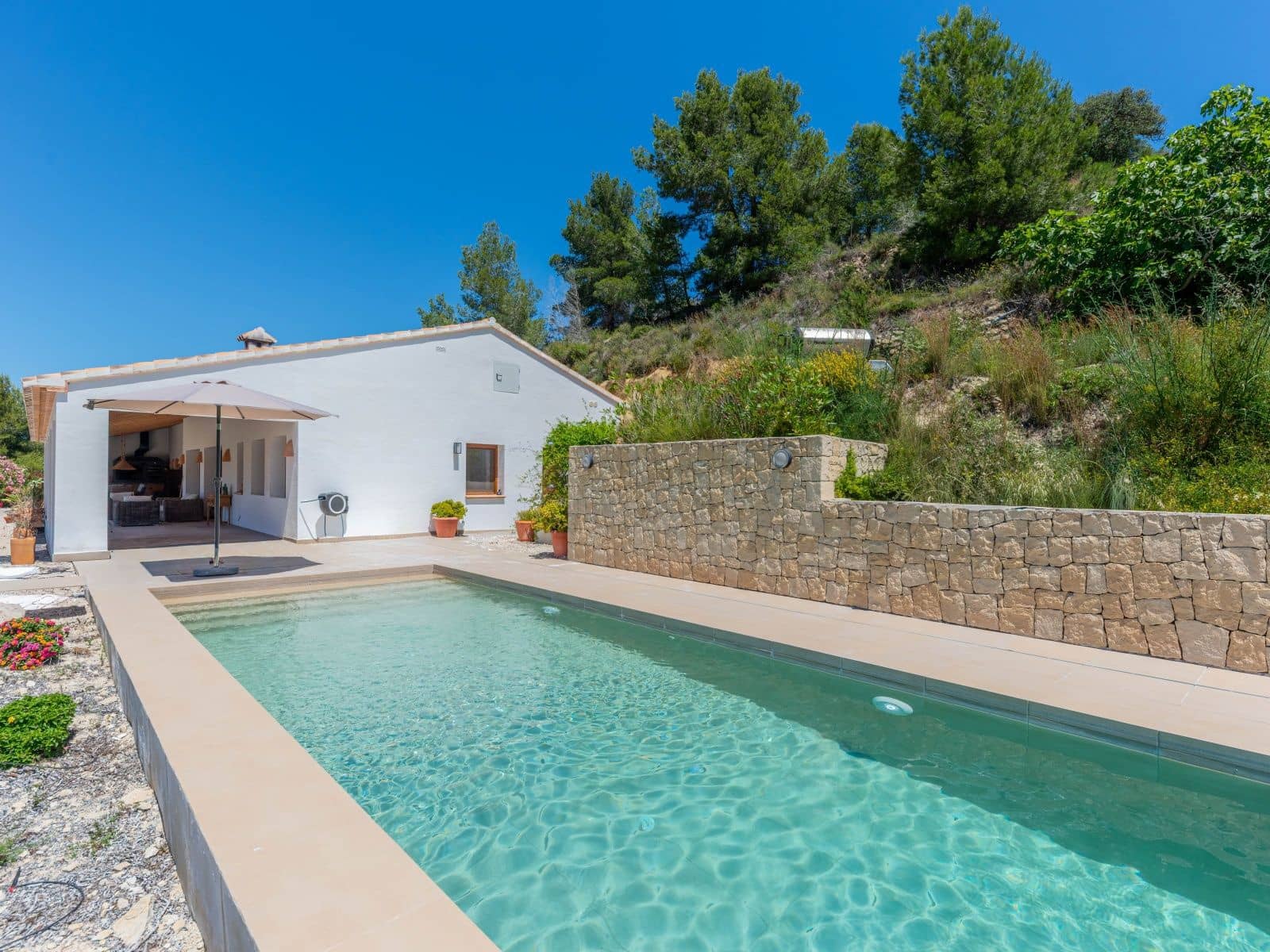 3 sovrum Villa till salu i Benissa med pool garage - 899 000 € (Ref: 9889390)