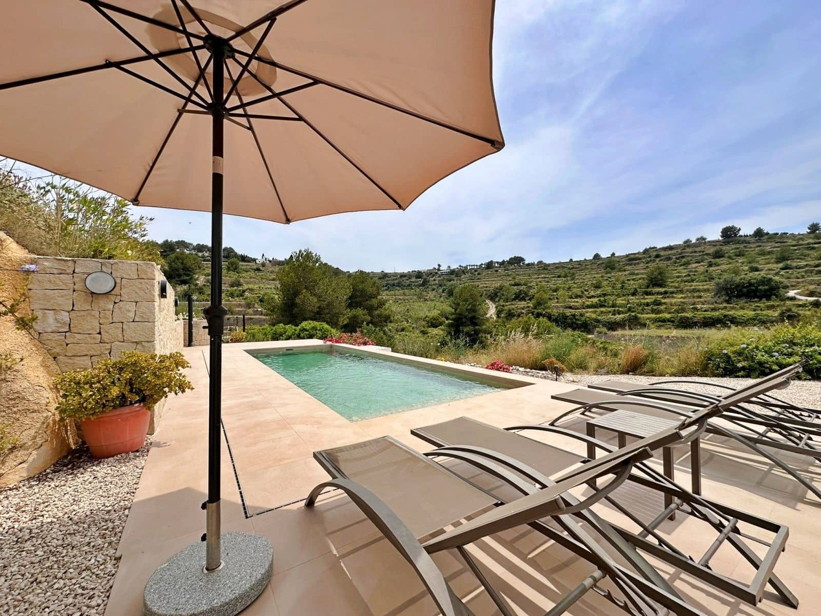 3 sovrum Villa till salu i Benissa med pool garage - 899 000 € (Ref: 9889390)