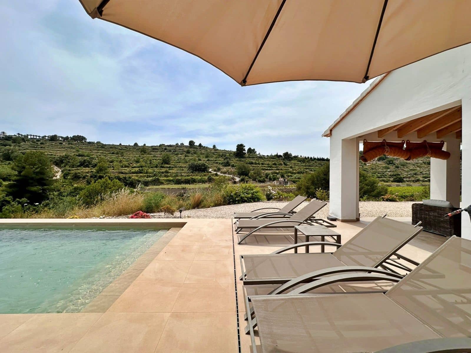 3 sovrum Villa till salu i Benissa med pool garage - 899 000 € (Ref: 9889390)