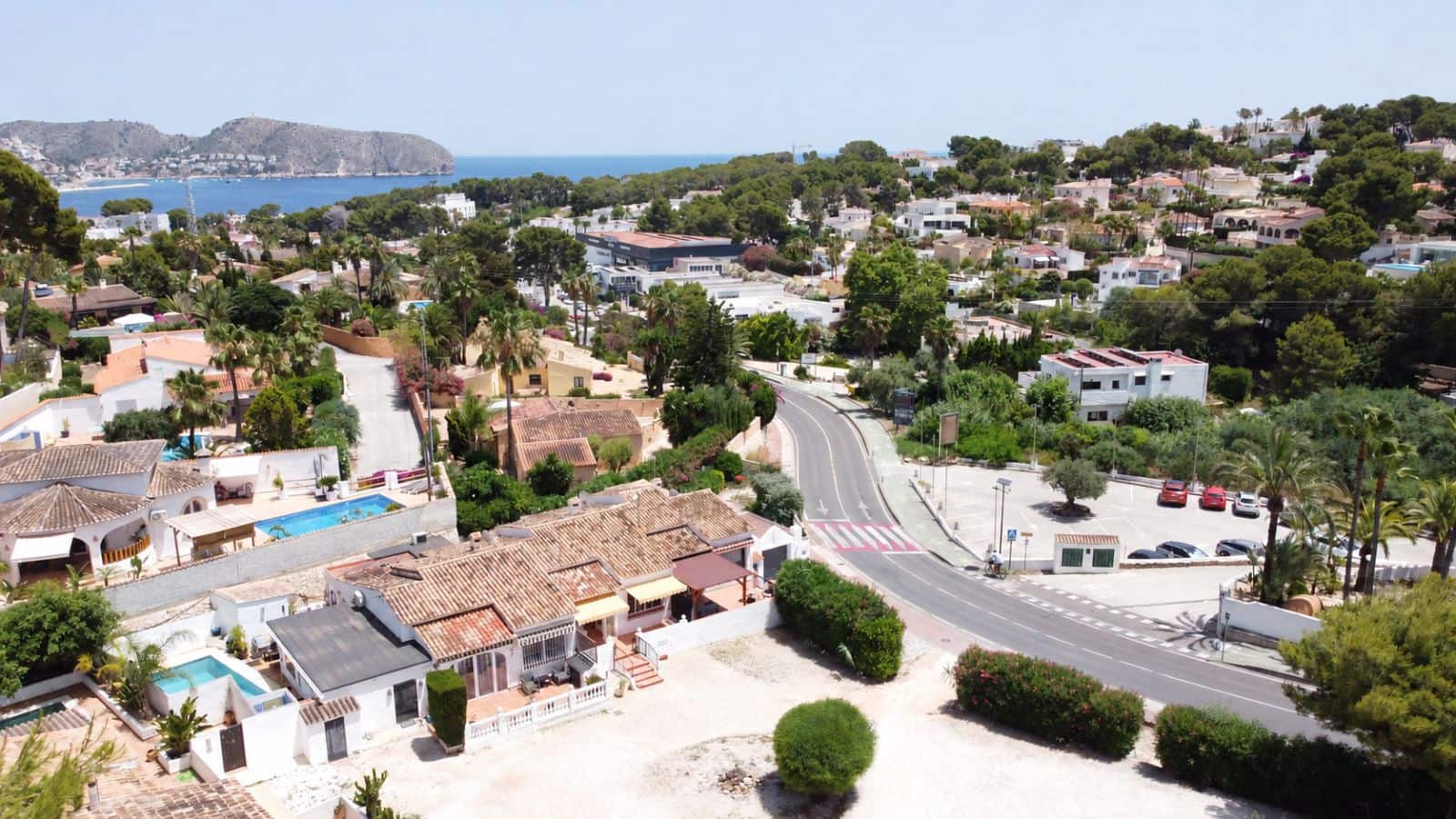 2 bedroom Bungalow for sale in Moraira with garage - € 248,000 (Ref: 9924875)