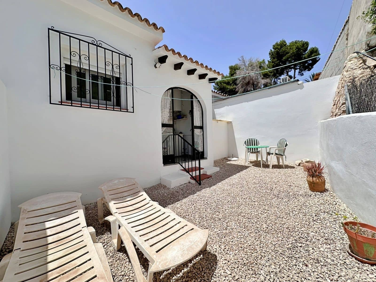 2 bedroom Bungalow for sale in Moraira with garage - € 248,000 (Ref: 9924875)