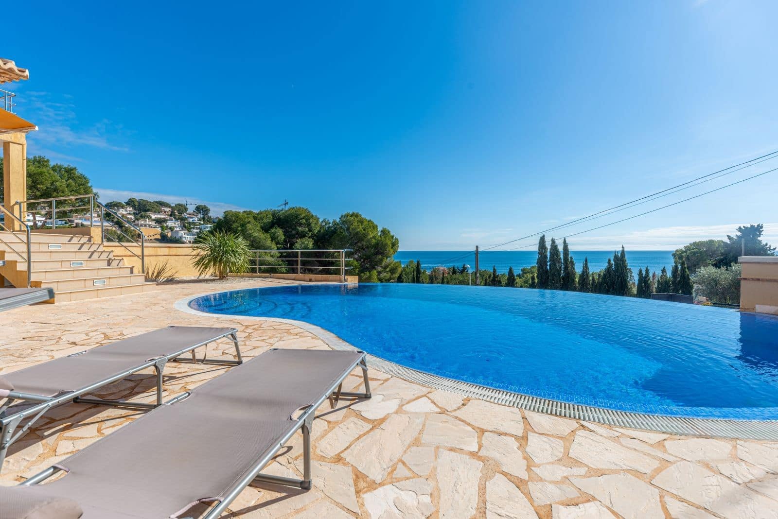 Chalet de 3 habitaciones en Benissa en venta con piscina garaje - 1.990.000 € (Ref: 9965730)