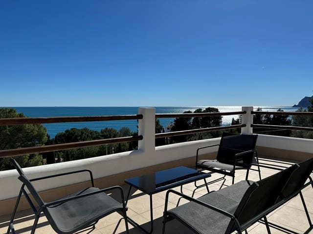 Chalet de 3 habitaciones en Benissa en venta con piscina garaje - 1.990.000 € (Ref: 9965730)