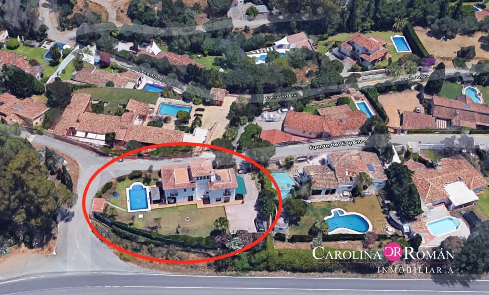 4 chambre Maison de Ville à vendre à Benahavis avec piscine garage - 1 499 999 € (Ref: 8521000)