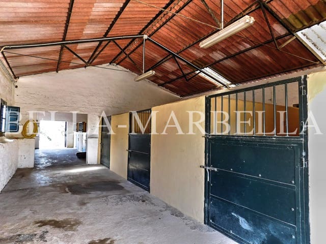 8 quarto Quinta/Casa Rural para venda em Sotogrande com piscina garagem - 3 950 000 € (Ref: 8524521)