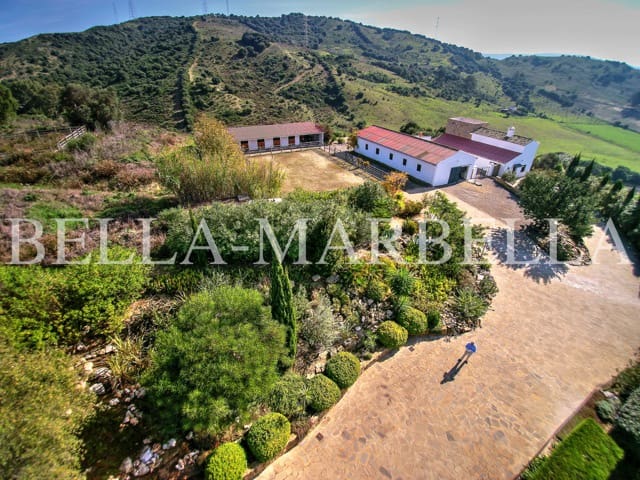 8 quarto Quinta/Casa Rural para venda em Sotogrande com piscina garagem - 3 950 000 € (Ref: 8524521)