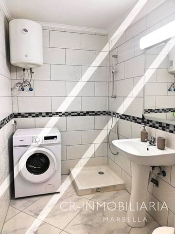 1 soveværelse Lejlighed til salg i Nueva Andalucía Centro, Marbella - € 147.000 (Ref: 8779165)