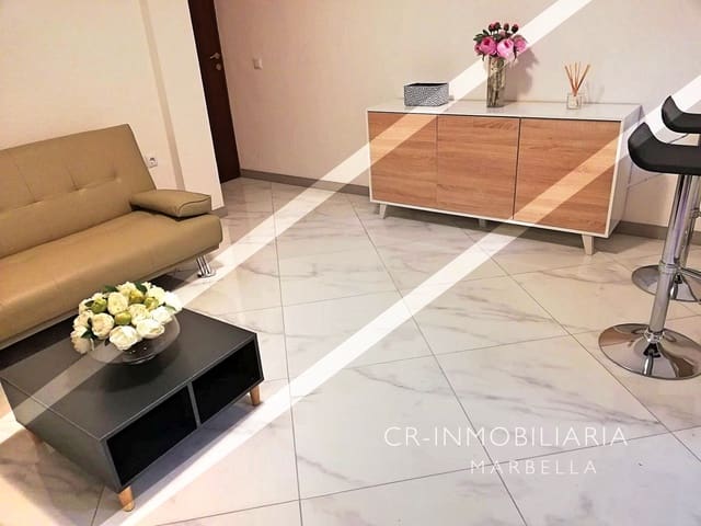 1 soveværelse Lejlighed til salg i Nueva Andalucía Centro, Marbella - € 147.000 (Ref: 8779165)