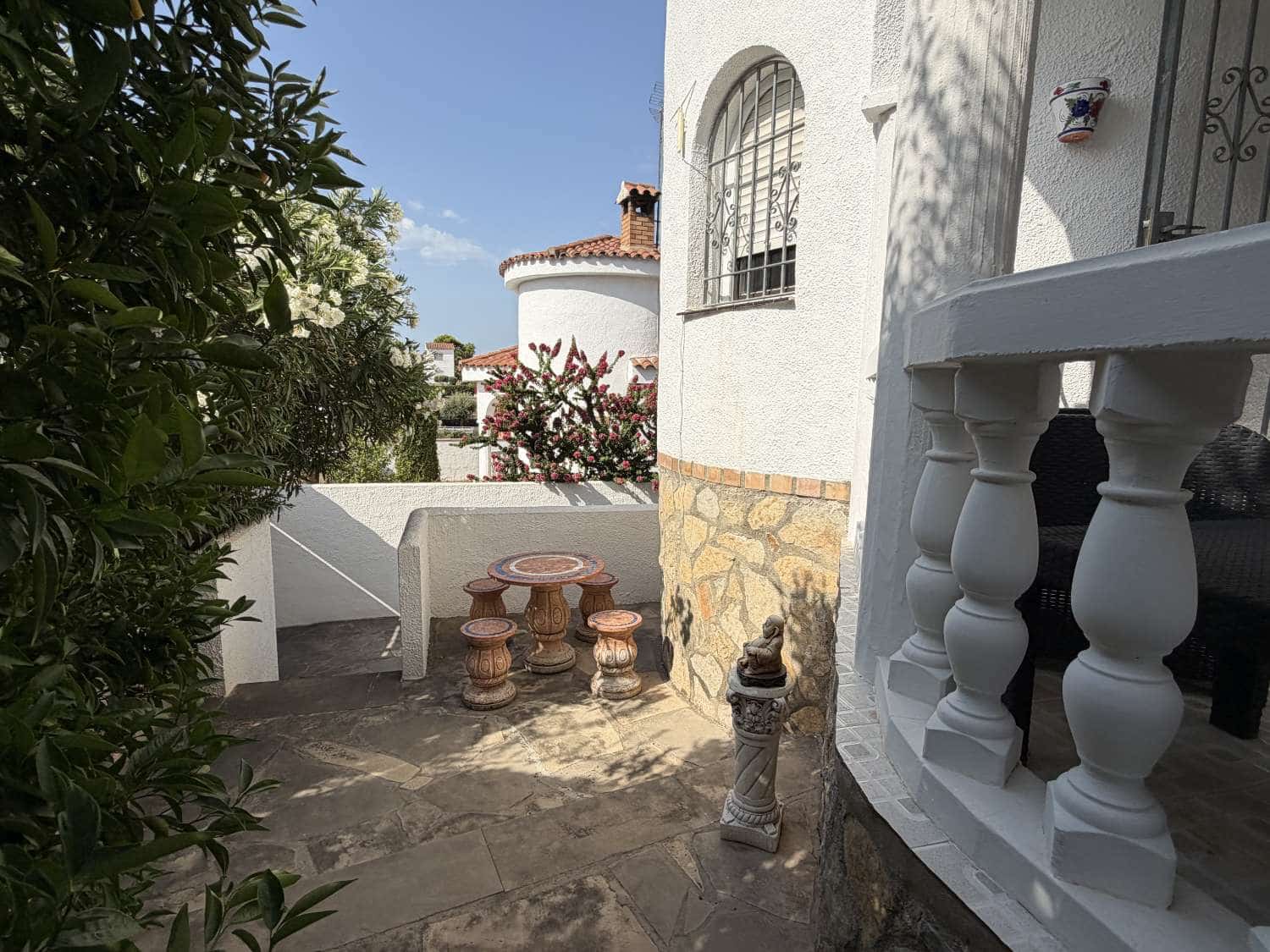 2 bedroom Villa for sale in Mont-roig del Camp with garage - € 280,000 (Ref: 10012909)