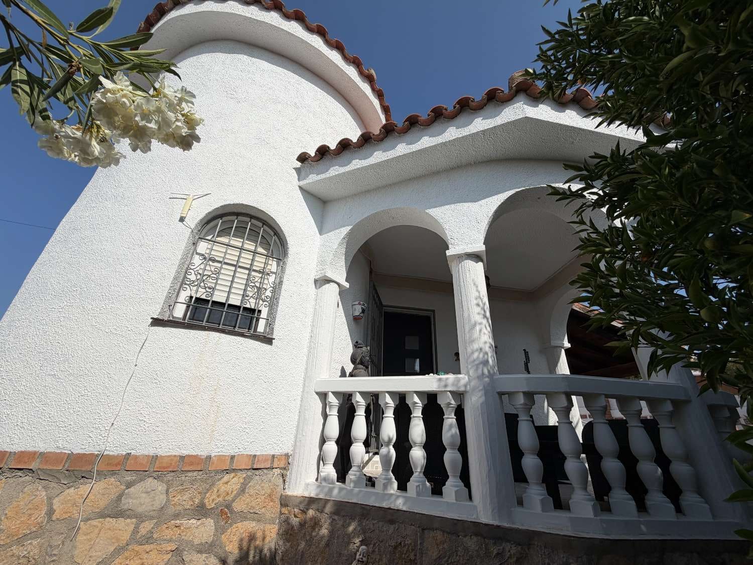 2 bedroom Villa for sale in Mont-roig del Camp with garage - € 280,000 (Ref: 10012909)