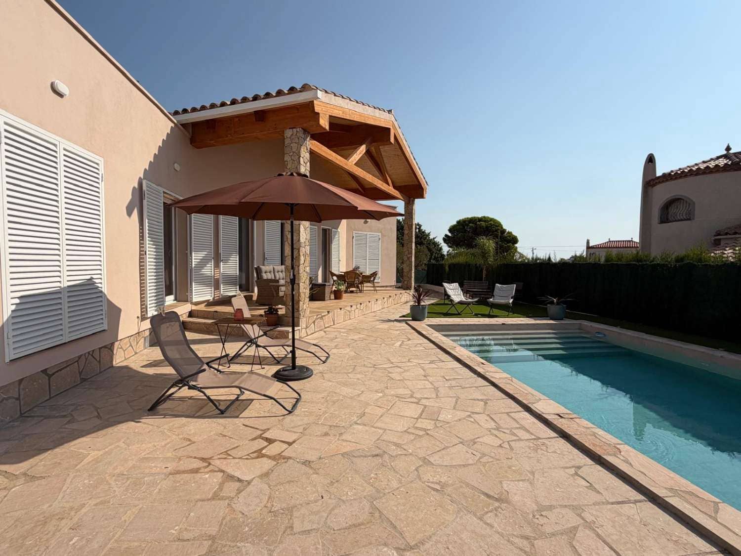 3 sypialnia Willa na sprzedaż w L'Ametlla de Mar z basenem garażem - 550 000 € (Ref: 10031553)