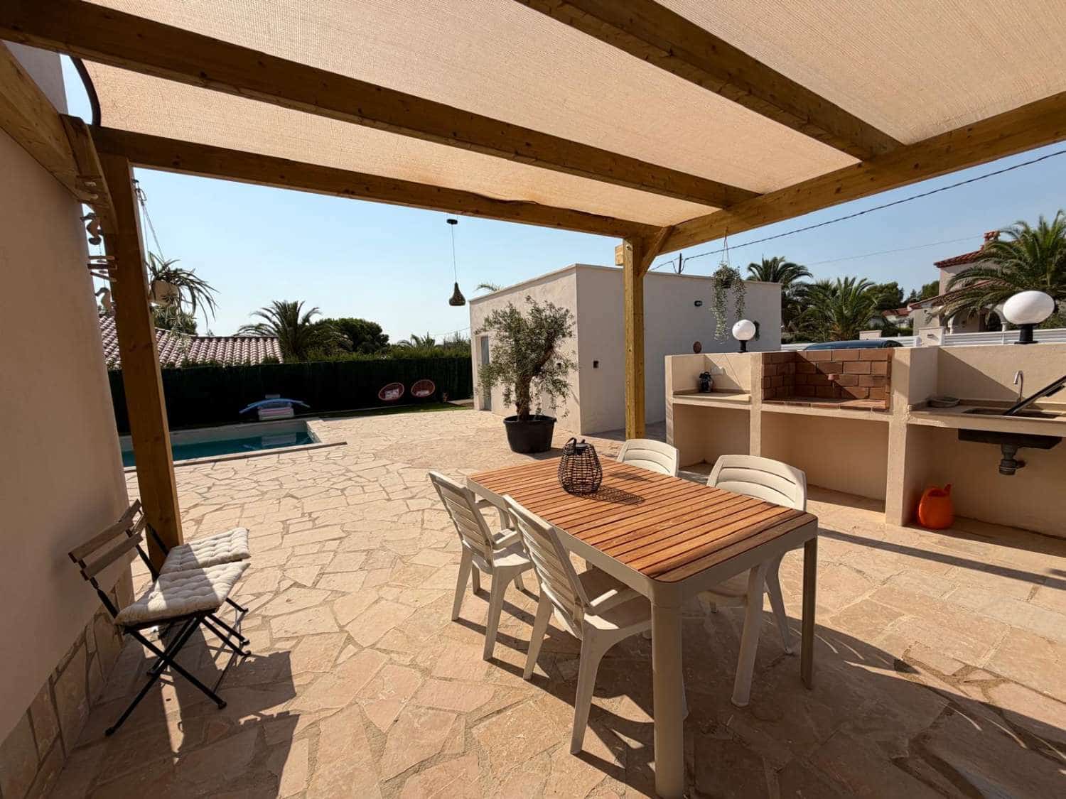 3 sypialnia Willa na sprzedaż w L'Ametlla de Mar z basenem garażem - 550 000 € (Ref: 10031553)