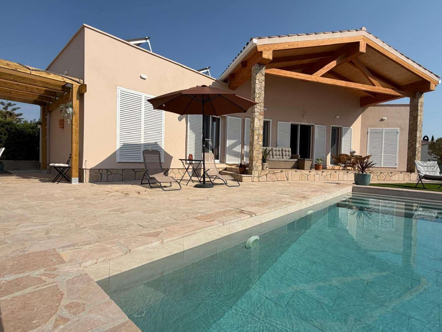3 sypialnia Willa na sprzedaż w L'Ametlla de Mar z basenem garażem - 550 000 € (Ref: 10031553)