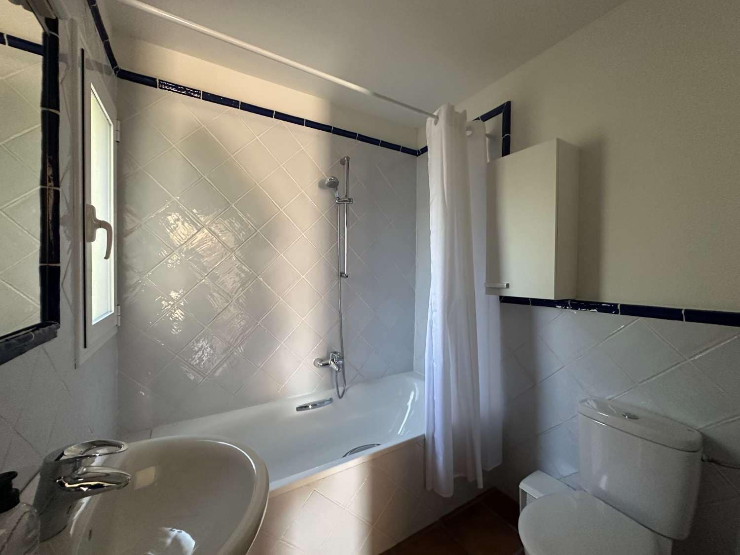 4 bedroom Villa for sale in L'Ametlla de Mar with pool - € 440,000 (Ref: 10132618)