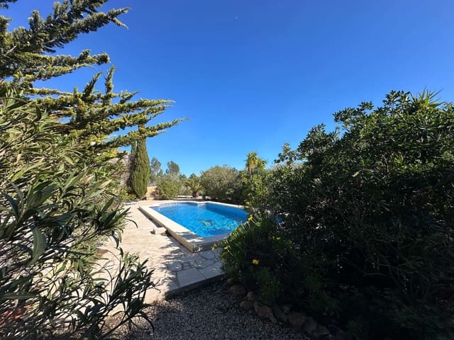4 bedroom Villa for sale in L'Ametlla de Mar with pool - € 440,000 (Ref: 10132618)