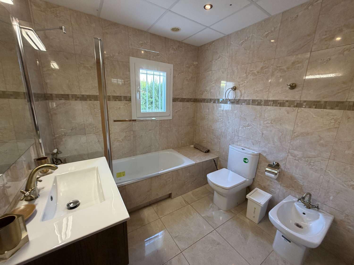 5 soverom Villa til salgs i L'Ametlla de Mar med svømmebasseng garasje - € 470 000 (Ref: 10135737)