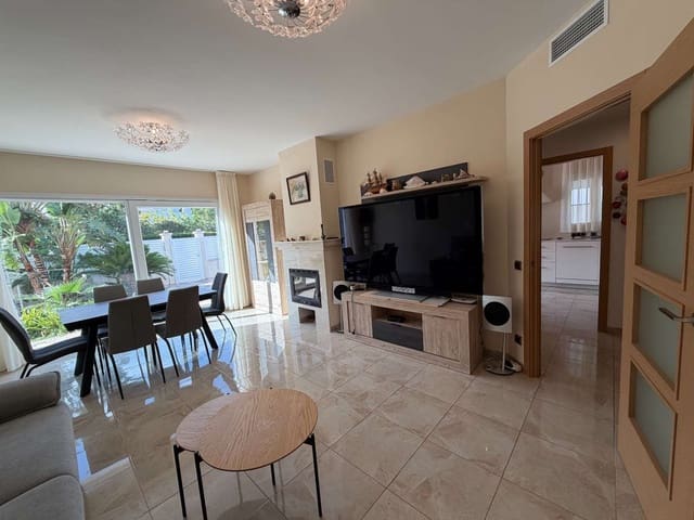 5 soverom Villa til salgs i L'Ametlla de Mar med svømmebasseng garasje - € 470 000 (Ref: 10135737)