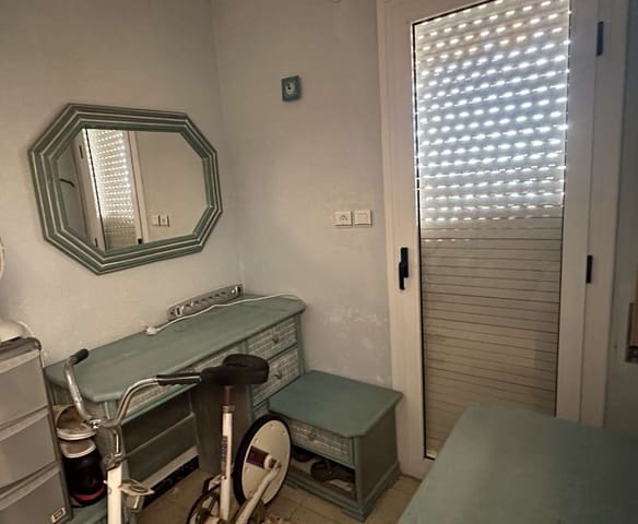 2 bedroom Flat for sale in Mont-roig del Camp - € 125,000 (Ref: 10139214)