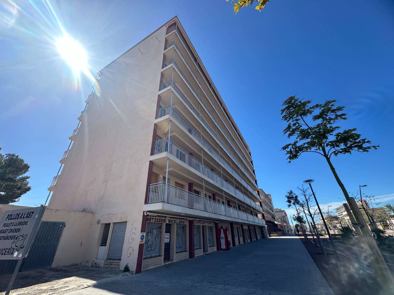 2 bedroom Flat for sale in Mont-roig del Camp - € 125,000 (Ref: 10139214)