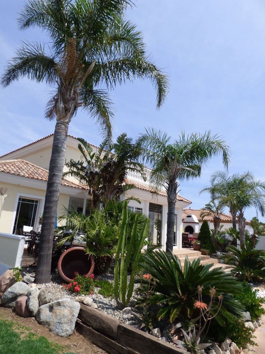 Chalet de 7 habitaciones en Mont-roig del Camp en venta con piscina garaje - 795.000 € (Ref: 5692327)