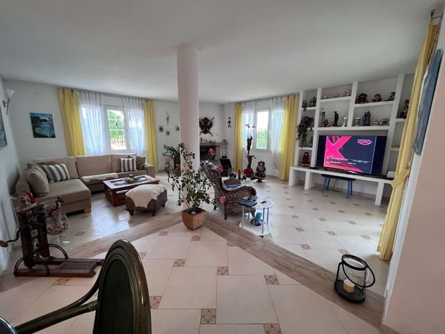 4 sypialnia Willa na sprzedaż w L'Ametlla de Mar z basenem garażem - 850 000 € (Ref: 7442305)