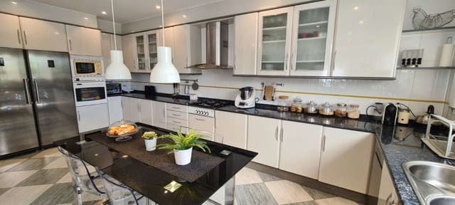 5 makuuhuone Huvila myytävänä paikassa L'Ametlla de Mar mukana uima-altaan - 1 800 000 € (Ref: 7458953)