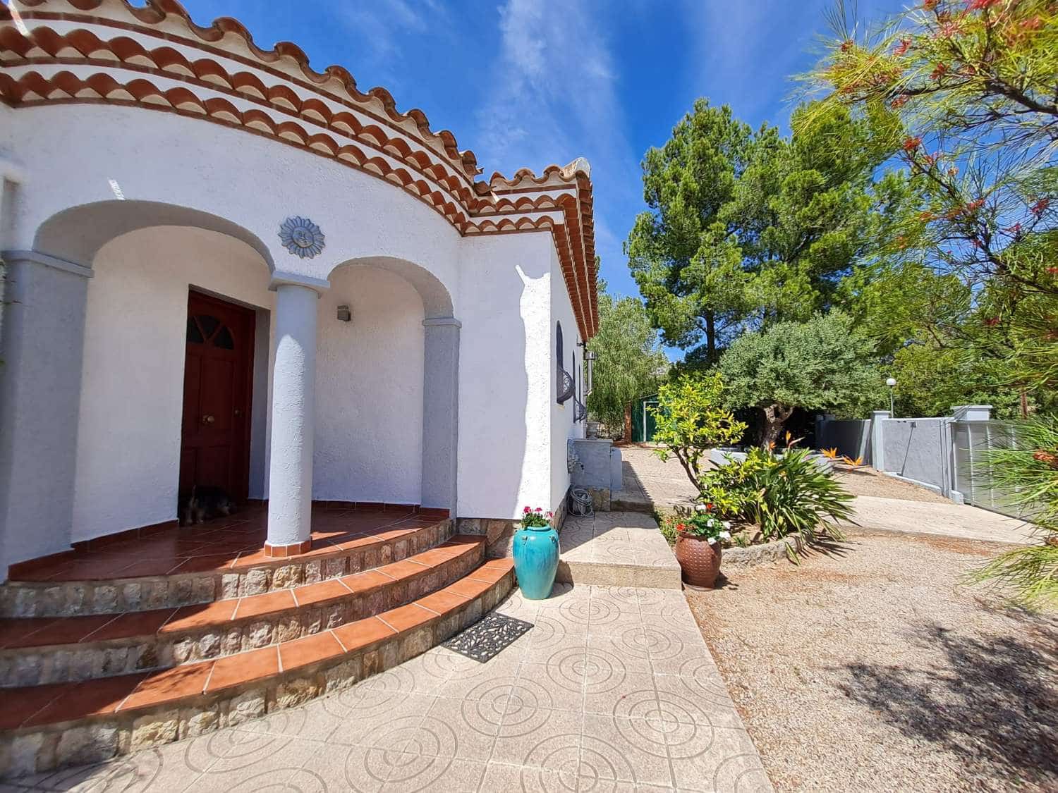 3 bedroom Villa for sale in Pratdip - € 329,000 (Ref: 7839624)