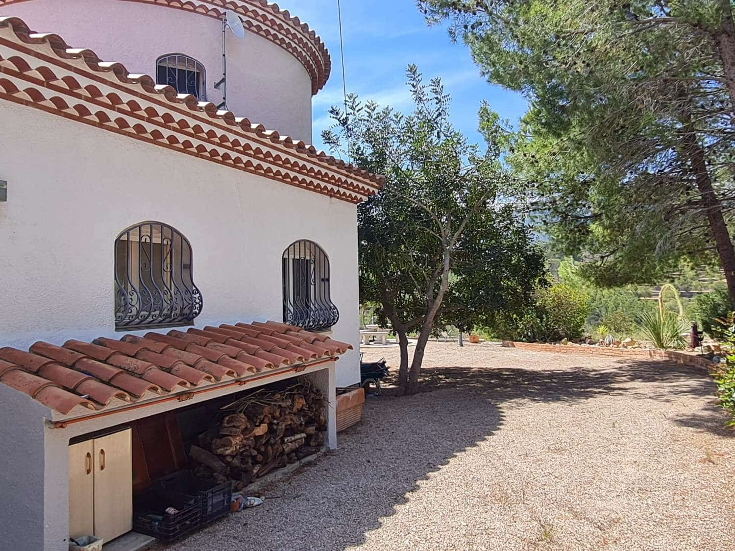 3 bedroom Villa for sale in Pratdip - € 329,000 (Ref: 7839624)