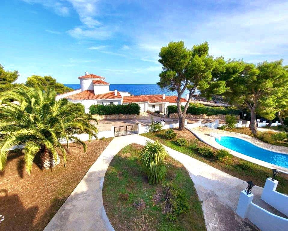 4 bedroom Townhouse for sale in L'Ametlla de Mar with pool - € 439,000 (Ref: 8522788)