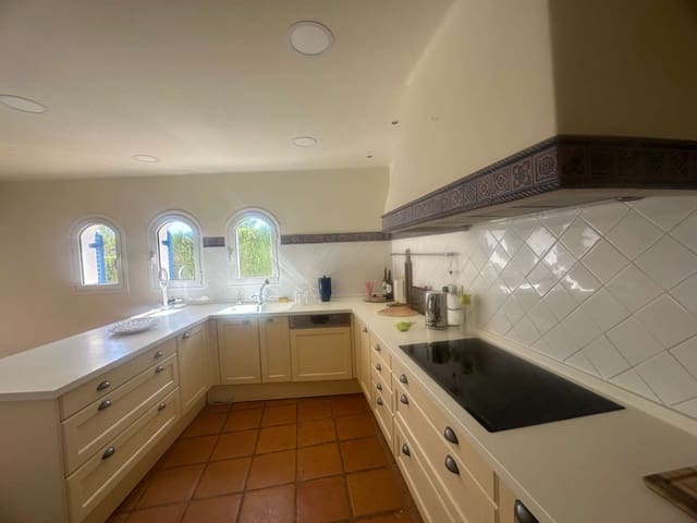 6 Zimmer Villa zu verkaufen in L'Ametlla de Mar mit Pool - 1.250.000 € (Ref: 8836425)