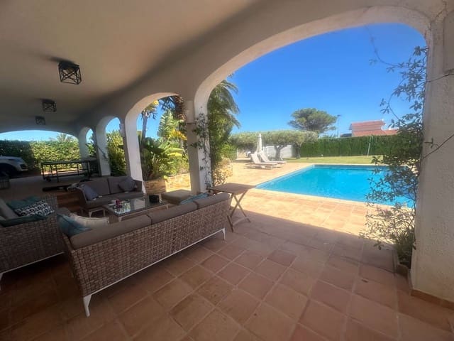 6 Zimmer Villa zu verkaufen in L'Ametlla de Mar mit Pool - 1.250.000 € (Ref: 8836425)
