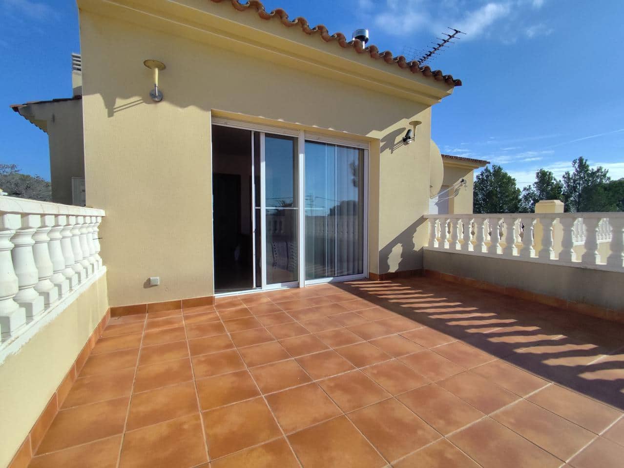 3 soveværelse Byhus til salg i L'Ametlla de Mar med swimmingpool - € 260.000 (Ref: 8844438)