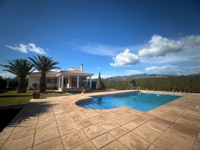 Chalet de 3 habitaciones en L'Ametlla de Mar en venta con piscina - 385.000 € (Ref: 8907192)